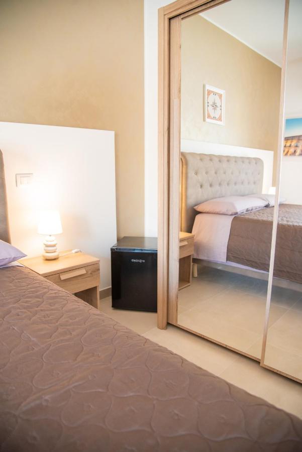 סירקוזה A & G Relax Rooms מראה חיצוני תמונה