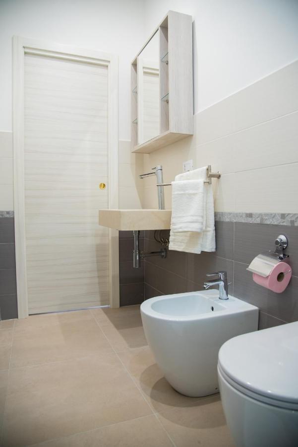 סירקוזה A & G Relax Rooms מראה חיצוני תמונה