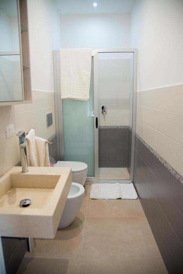סירקוזה A & G Relax Rooms מראה חיצוני תמונה